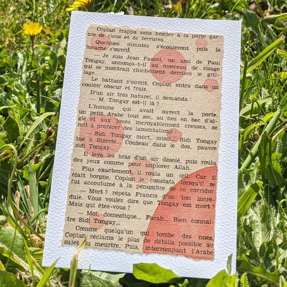 carte ancienne page de livre avec bulles marron clair