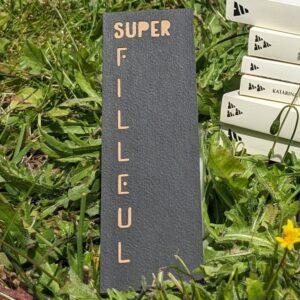 marque page filleul noir et beige