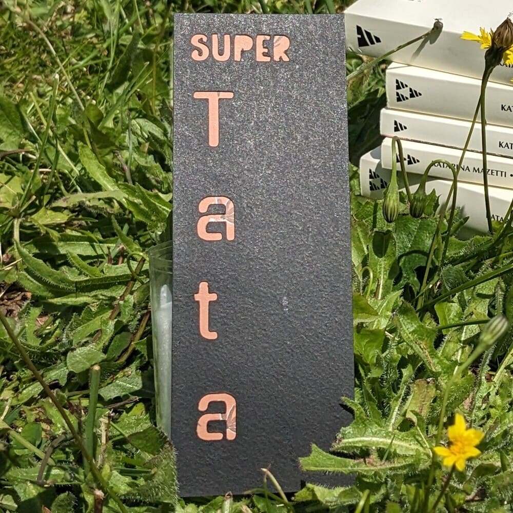 marque page noir et corail super tata