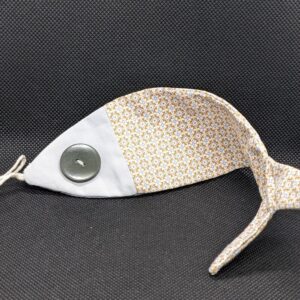 poisson jaune clair à suspendre