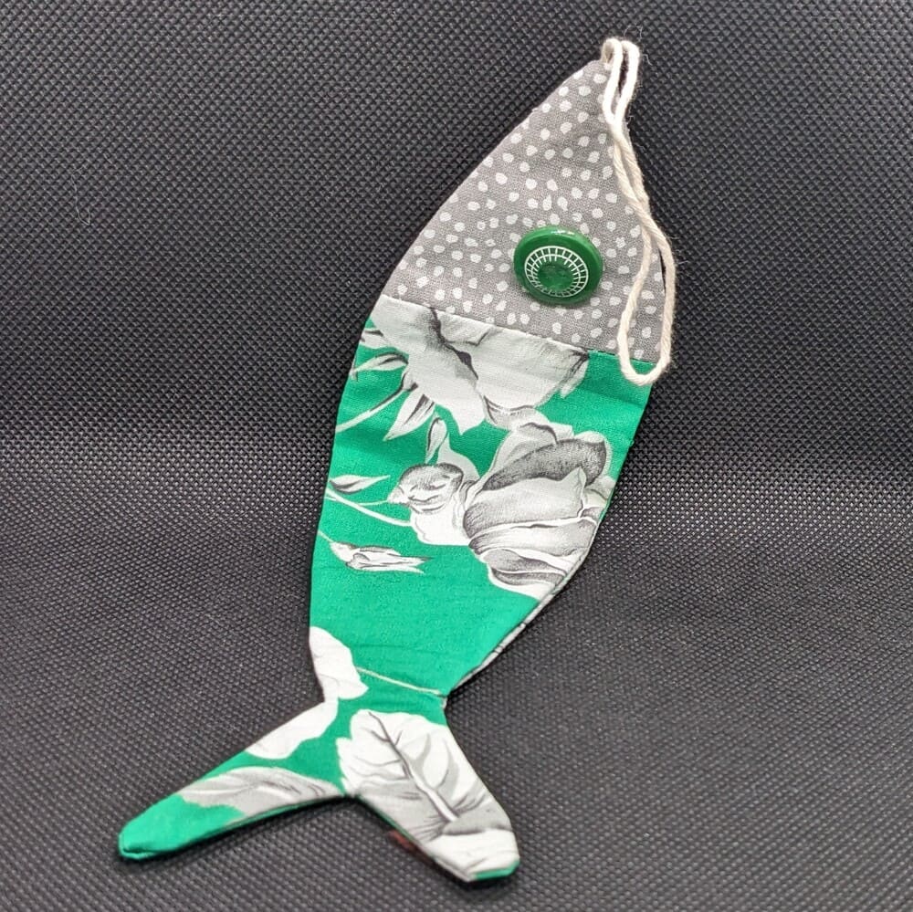 Poisson vert et gris recto