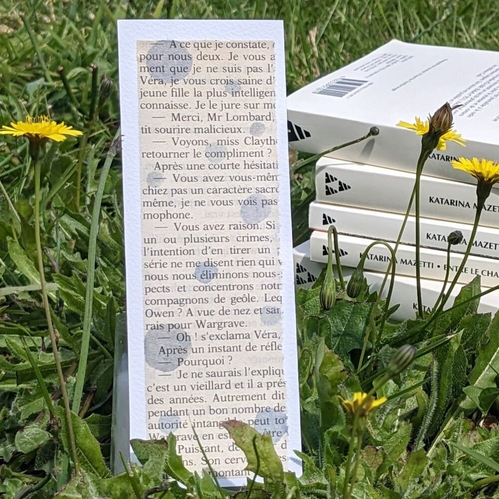 marque page bulle bleu-violet